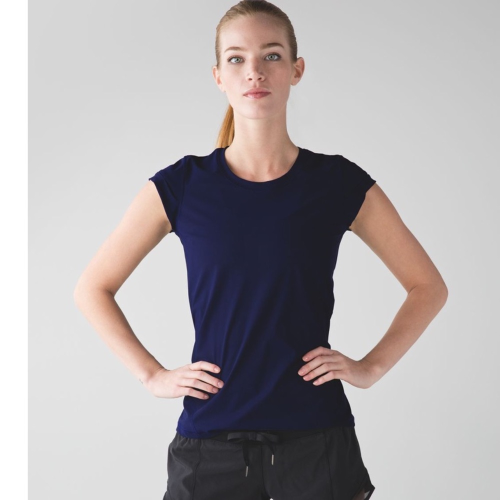 Lululemon Sunaway Runaway Sleeve top in blue
